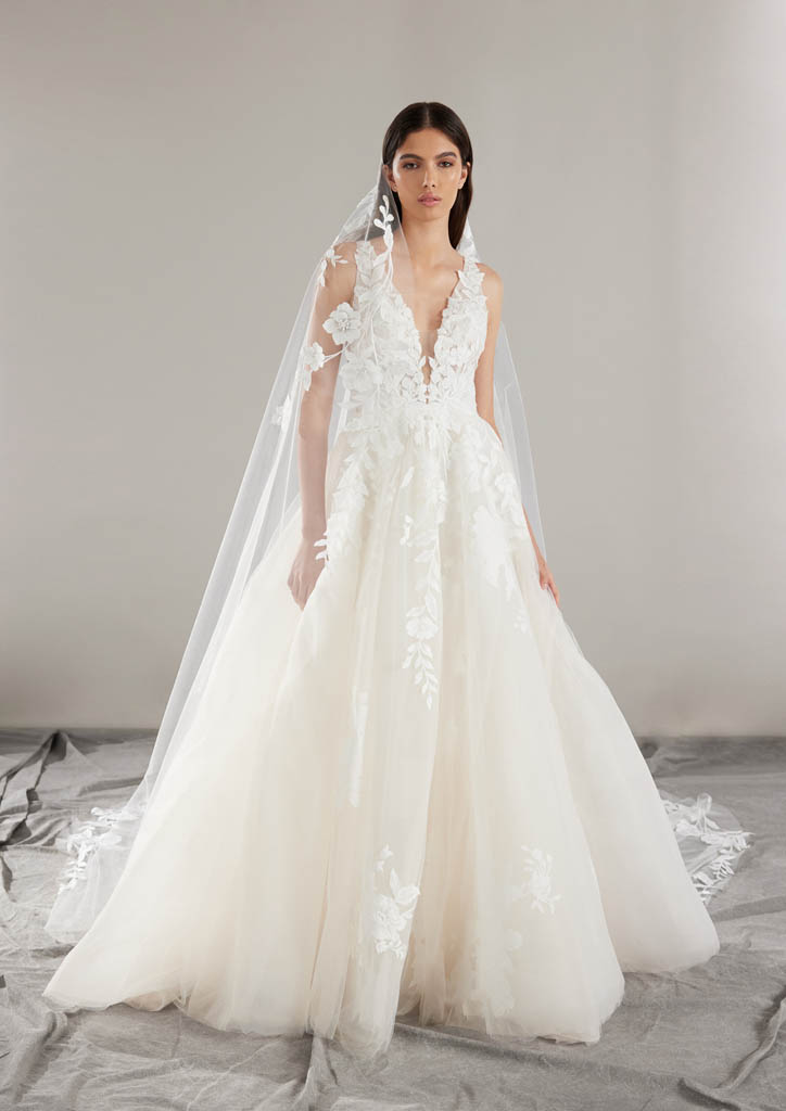 robe-de-mariee-pronovias-west-1.jpg